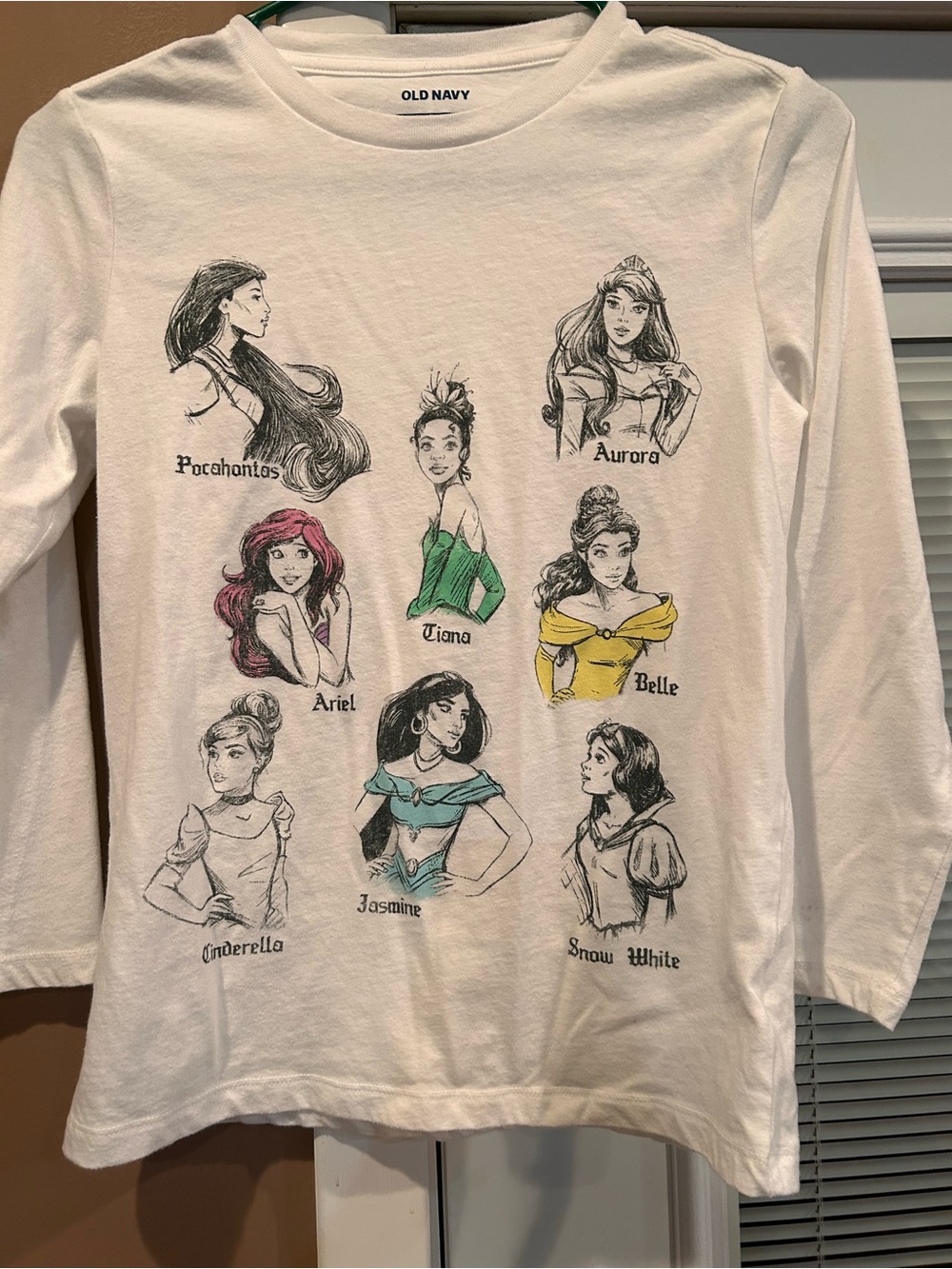 Old Navy White Disney Princess Sketch Graphic Long-Sleeve Top